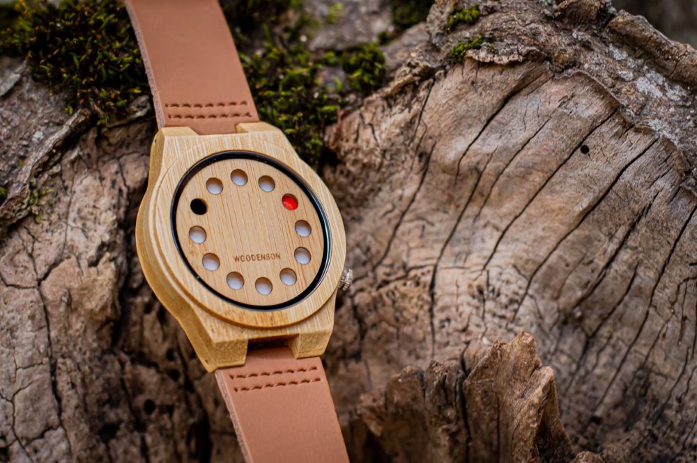 Reloj de Bambú sin agujas modelo Wormhole - Image 6