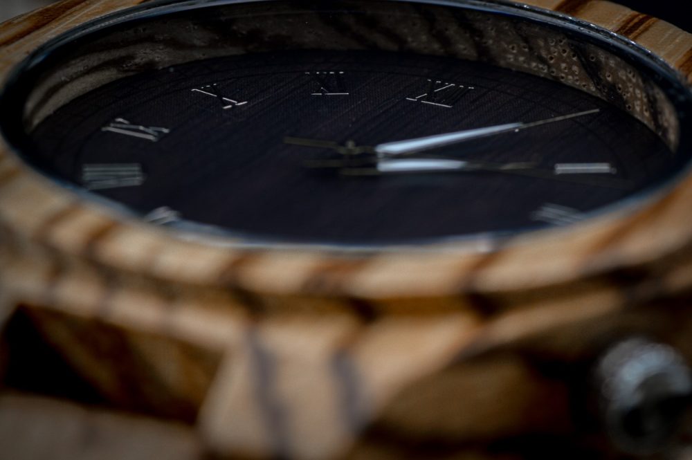 Reloj de madera articulado Gaman - Image 8