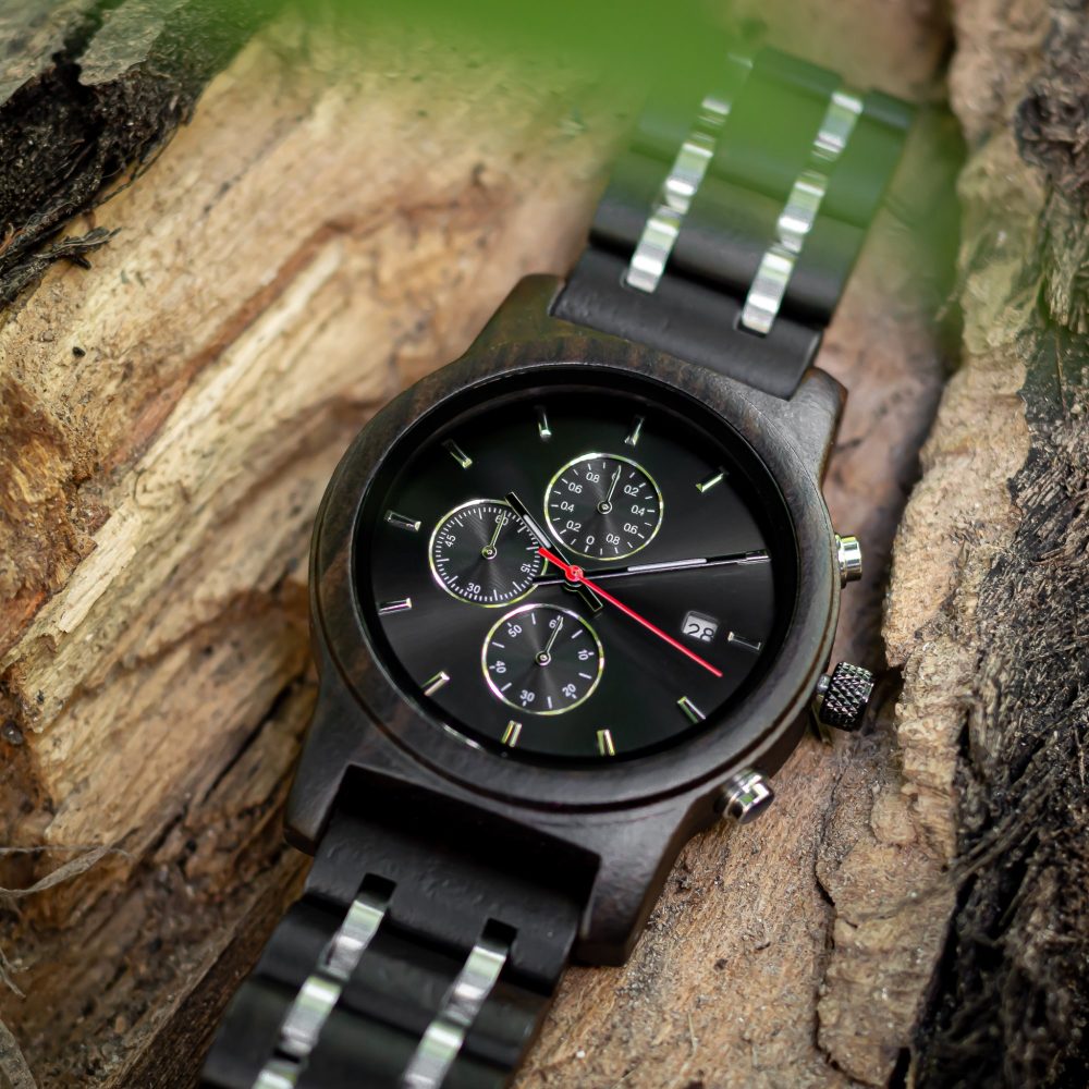 Reloj de madera y acero inoxidable modelo Kin - Image 3