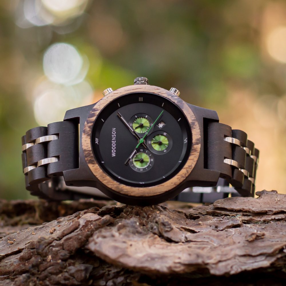 Reloj de madera de ébano modelo Takeyume