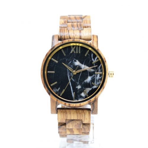 reloj de madera chasiro