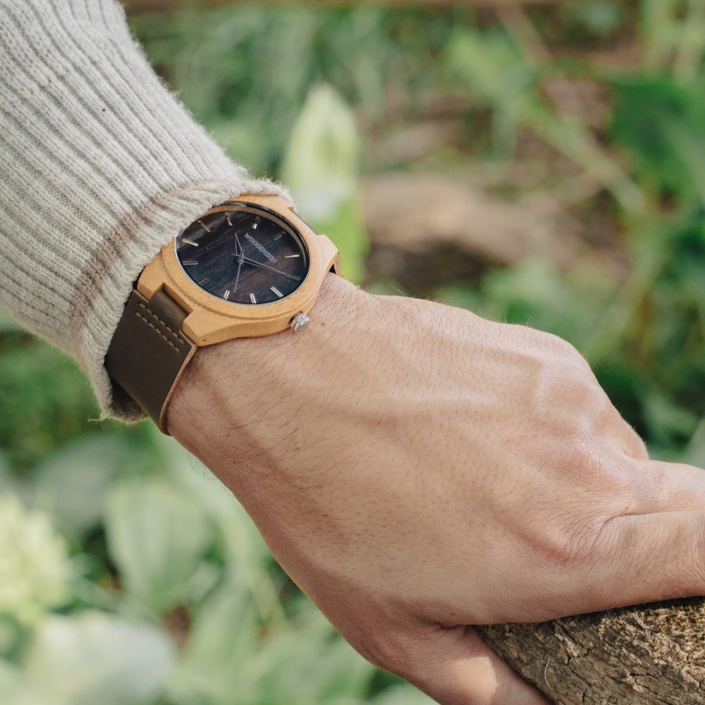 Reloj de madera de bambú modelo Zui - Image 7