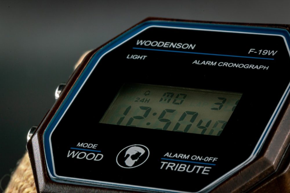 Reloj digital con correa de madera Cassius - Image 8