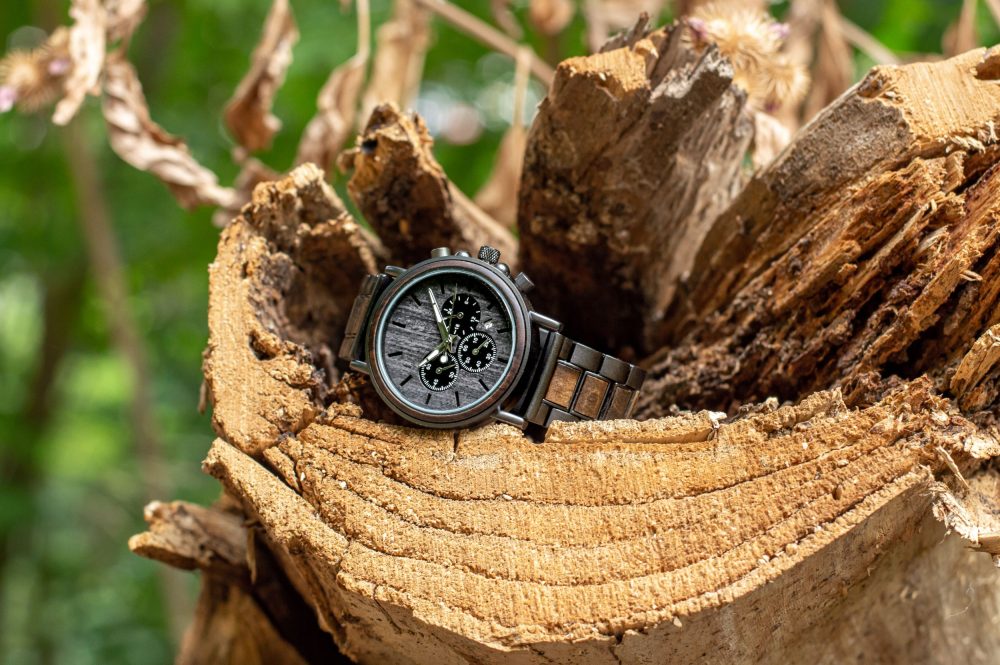 Reloj de madera y metal con cronógrafo modelo Ferrae - Image 4