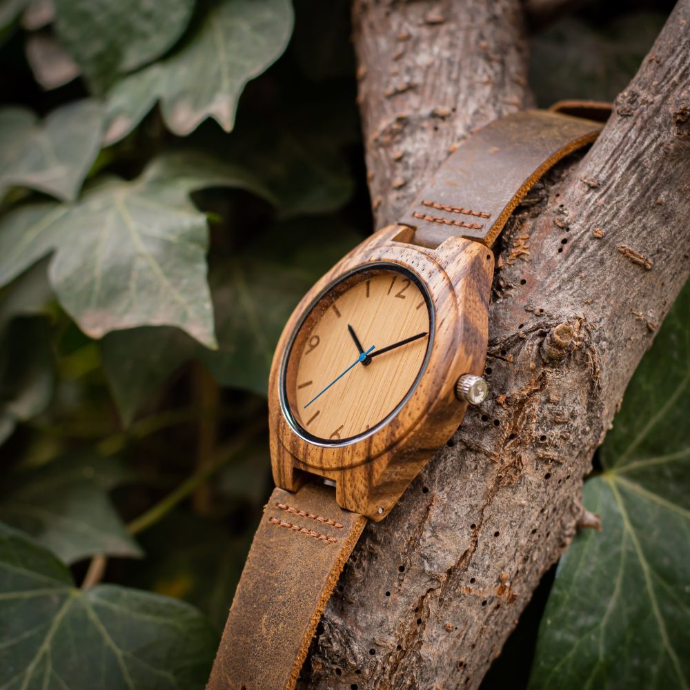 Reloj de madera de zebrano modelo Nara (44 mm) - Image 3