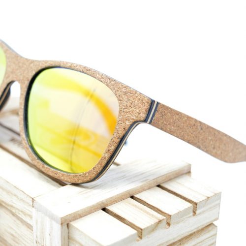 gafas-de-sol-de-corcho-y-madera-modelo-fukushima-heroes