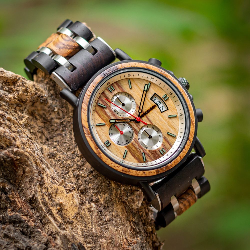 Reloj en madera de Zebrano y Acero Negro con cronógrafo Yosemite