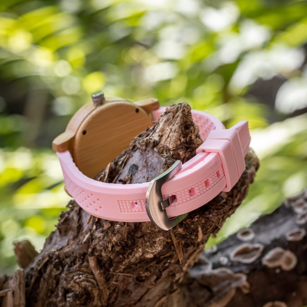 Reloj de madera Cockney Flamingo (39 mm) - Image 2