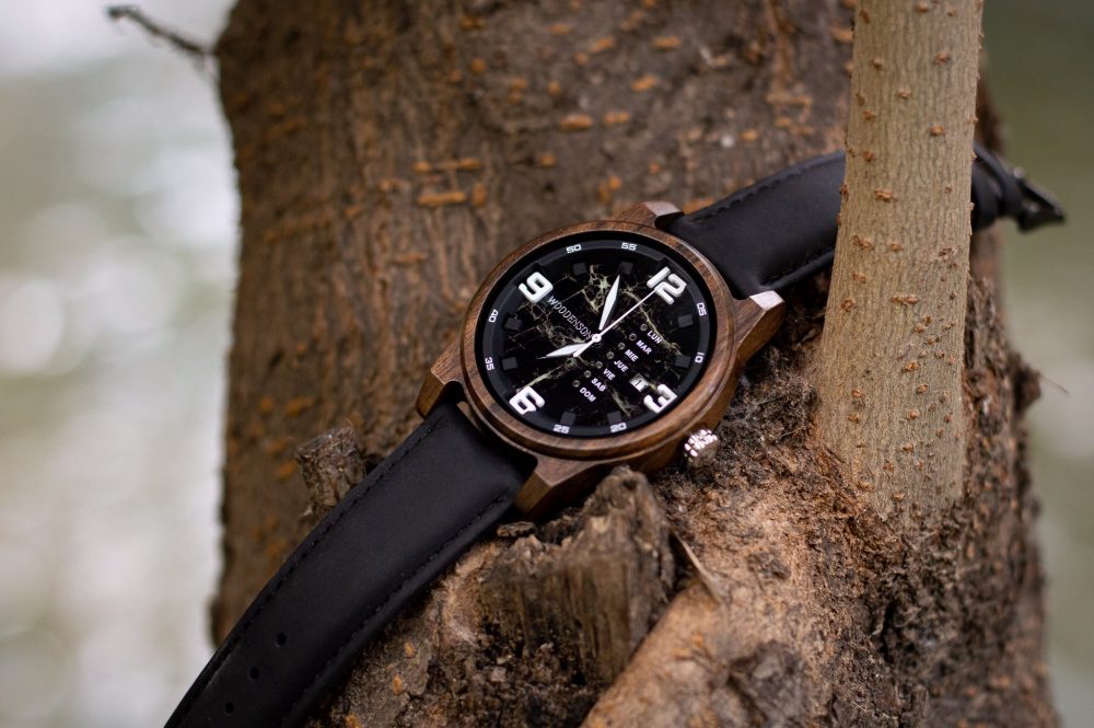 Reloj de madera de sándalo Patagonia - Image 5