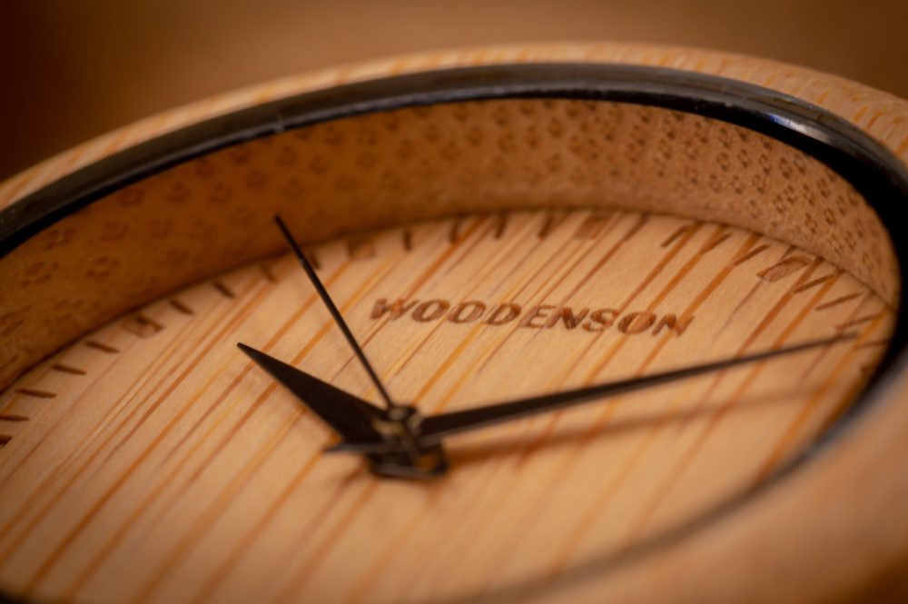 Reloj de madera de Bambú y Serraje modelo Atacama 39 mm - Image 5