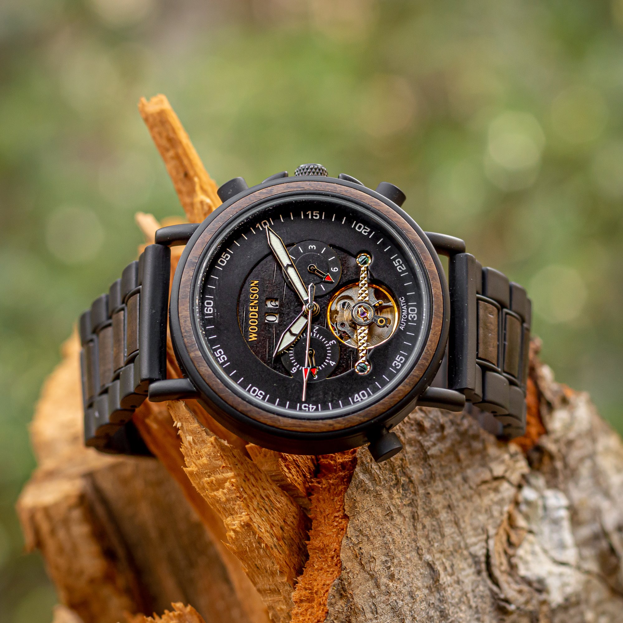 Reloj digital con correa de madera Cassius - Woodenson México