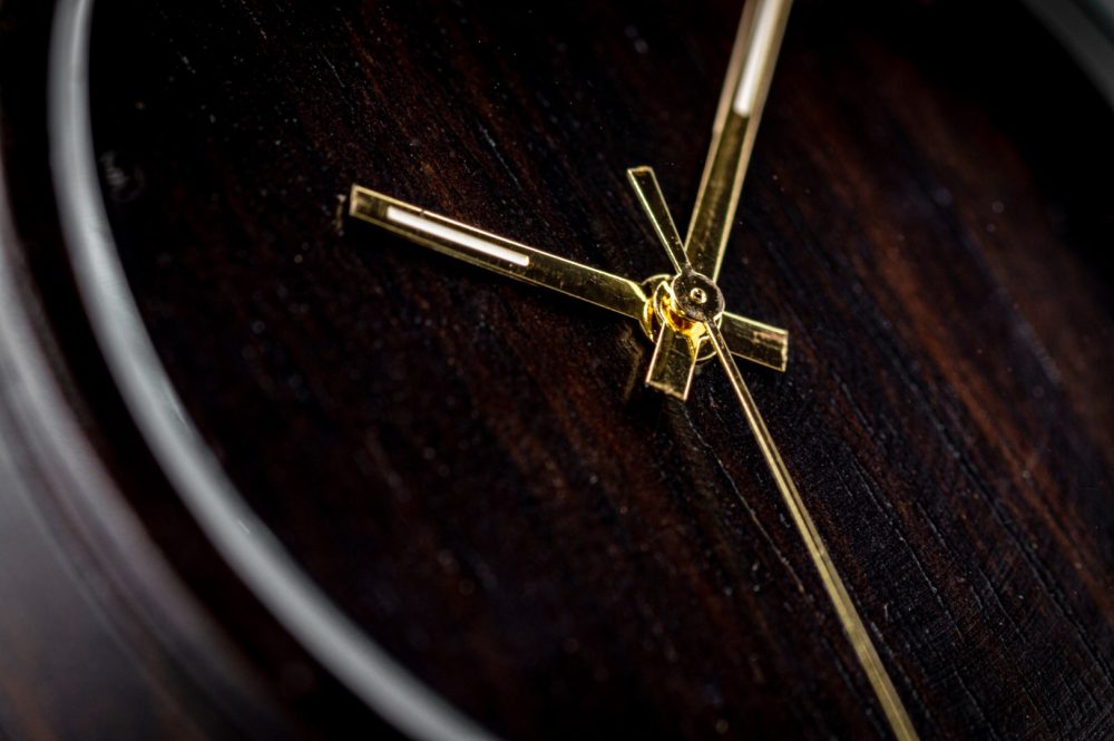 Reloj de madera de Sándalo Masai Mara - Image 9