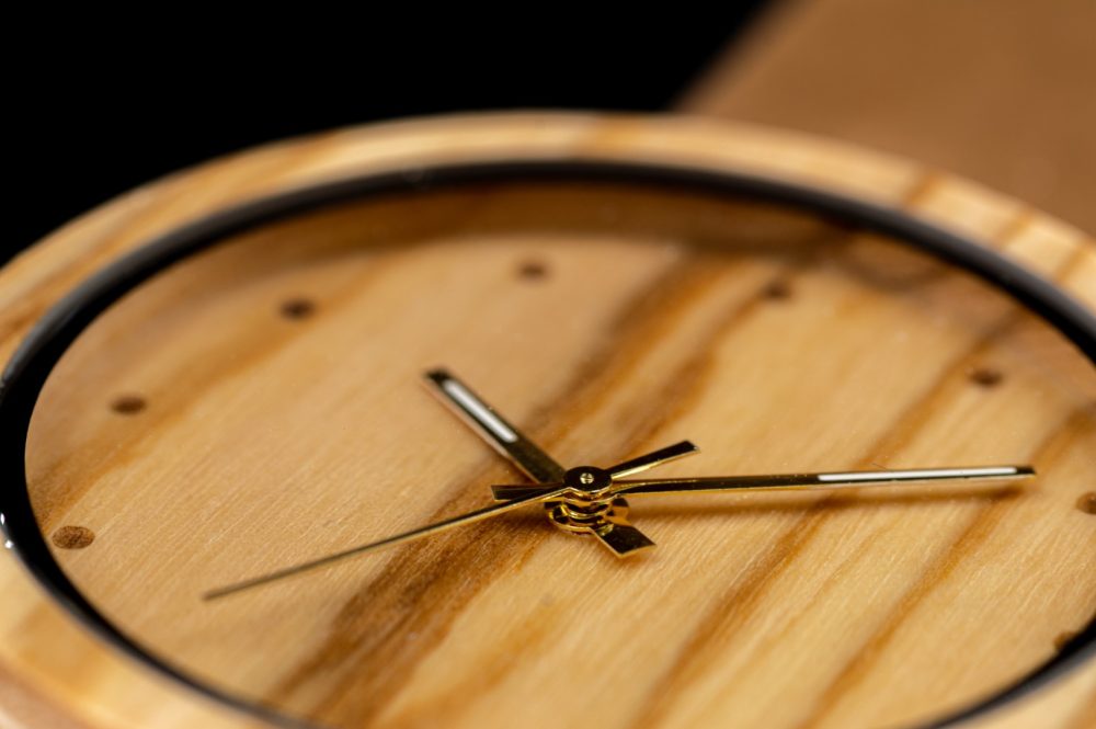 Reloj de madera de Olivo Serengueti - Image 9
