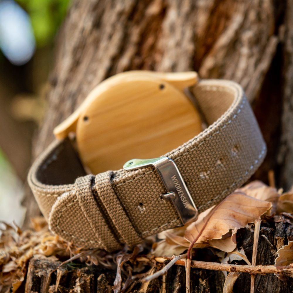 Reloj de madera de Bambú con correa de tela modelo Yellowstone - Image 4