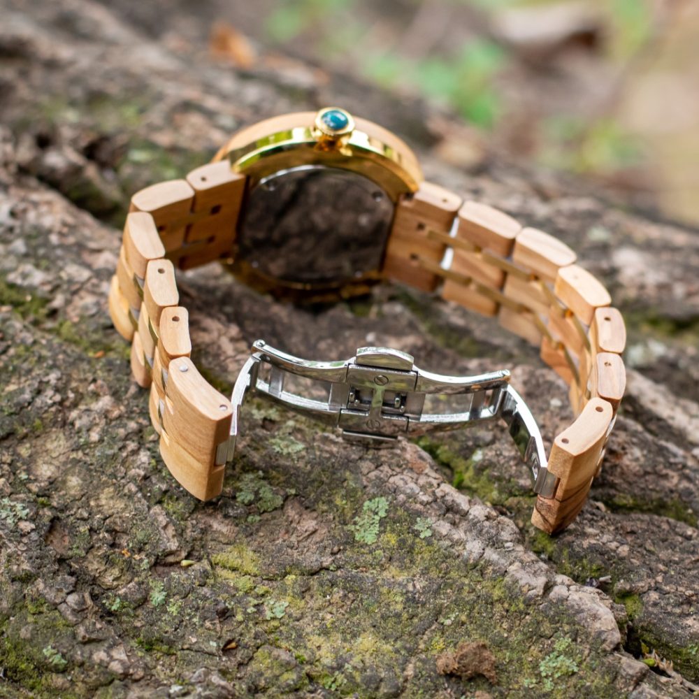 Reloj de madera de olivo Khalid - Image 4