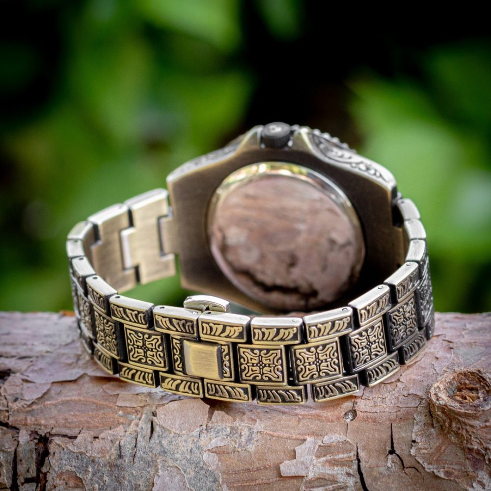 Reloj de madera de ébano y acero dorado Zerain - Image 4
